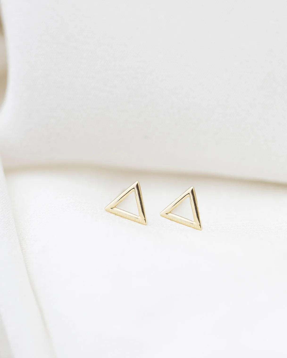 14k Triangle Studs