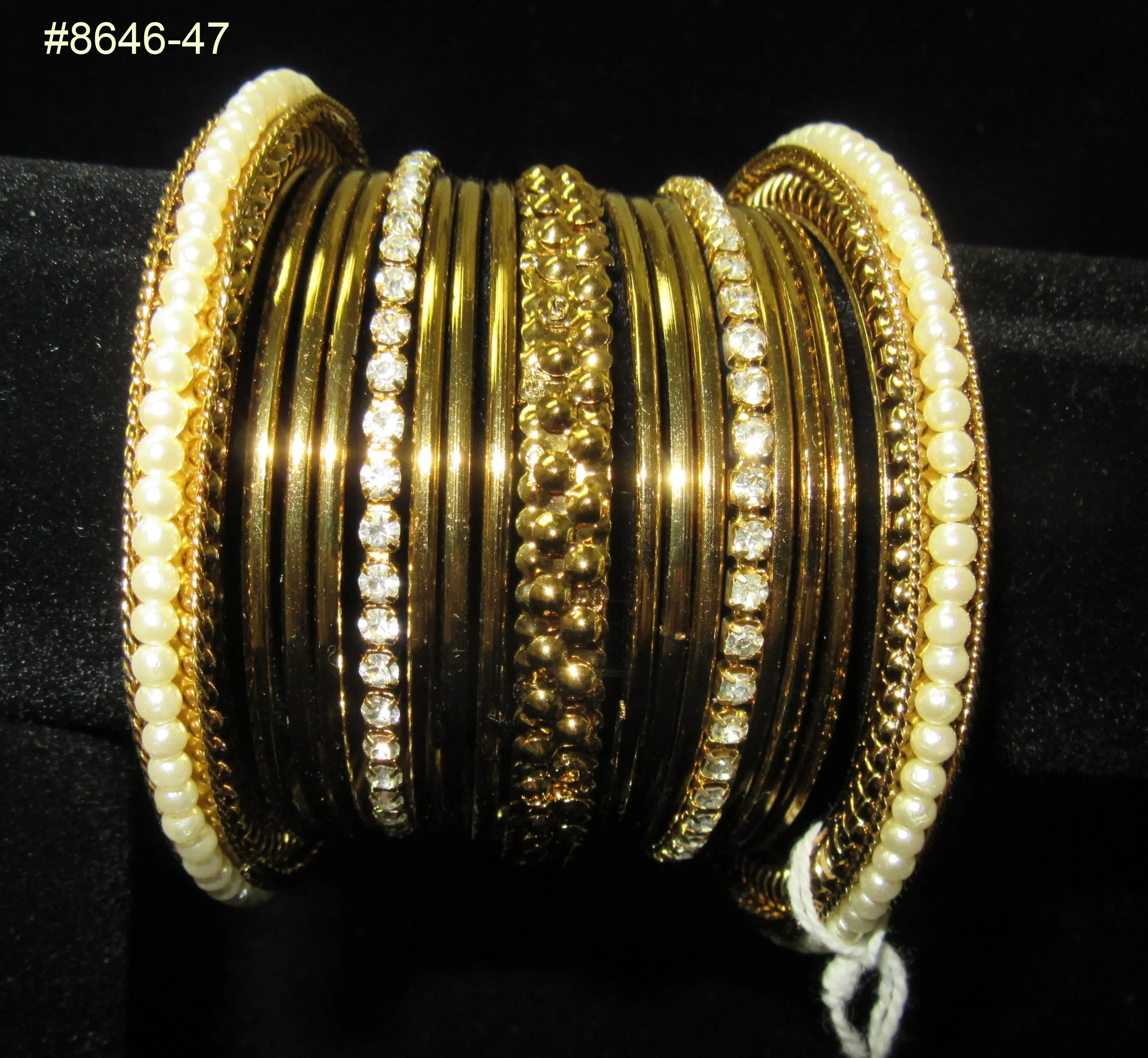 Bangles 8647 Golden Indian Set of Kadra and Bangles