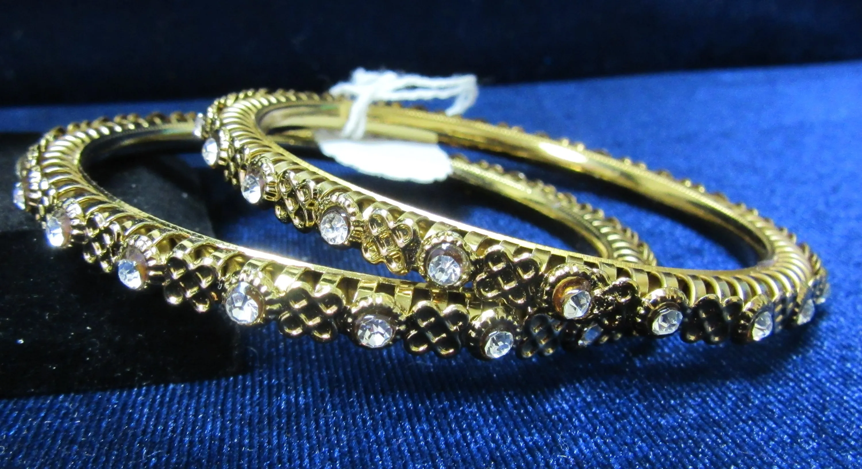 Bangles 8648 Golden Indian Set of Kadra and Bangles