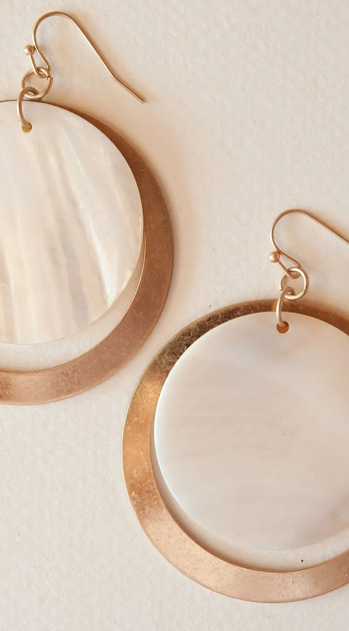 Beck Hoop Shell Earring | Gold Boho Dangle