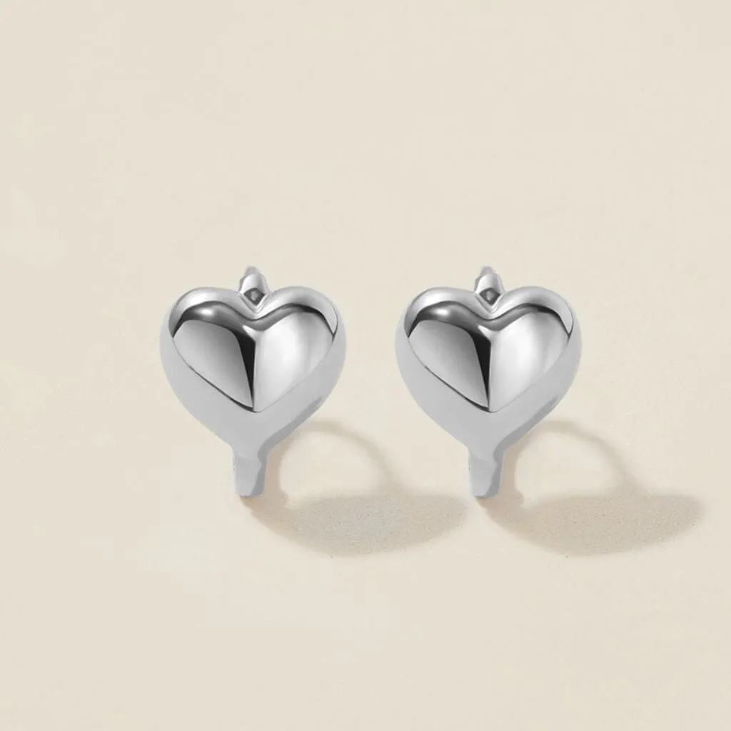 Boo heart mini huggie earrings