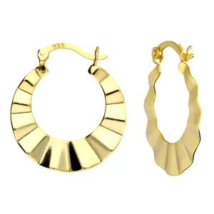 Camilla Hoops