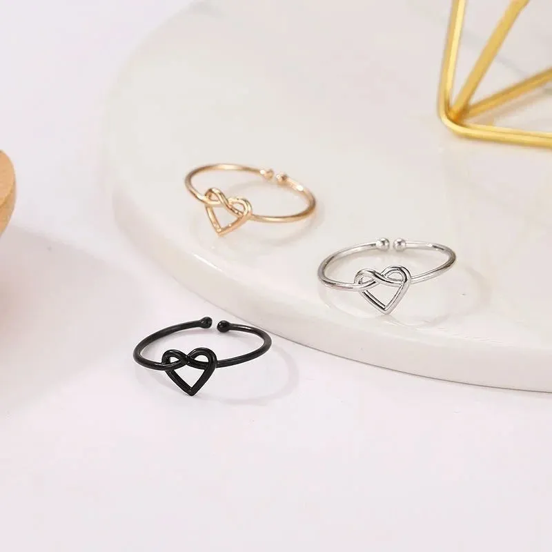 King Hollow Trendy Heart Out Temperament Ring