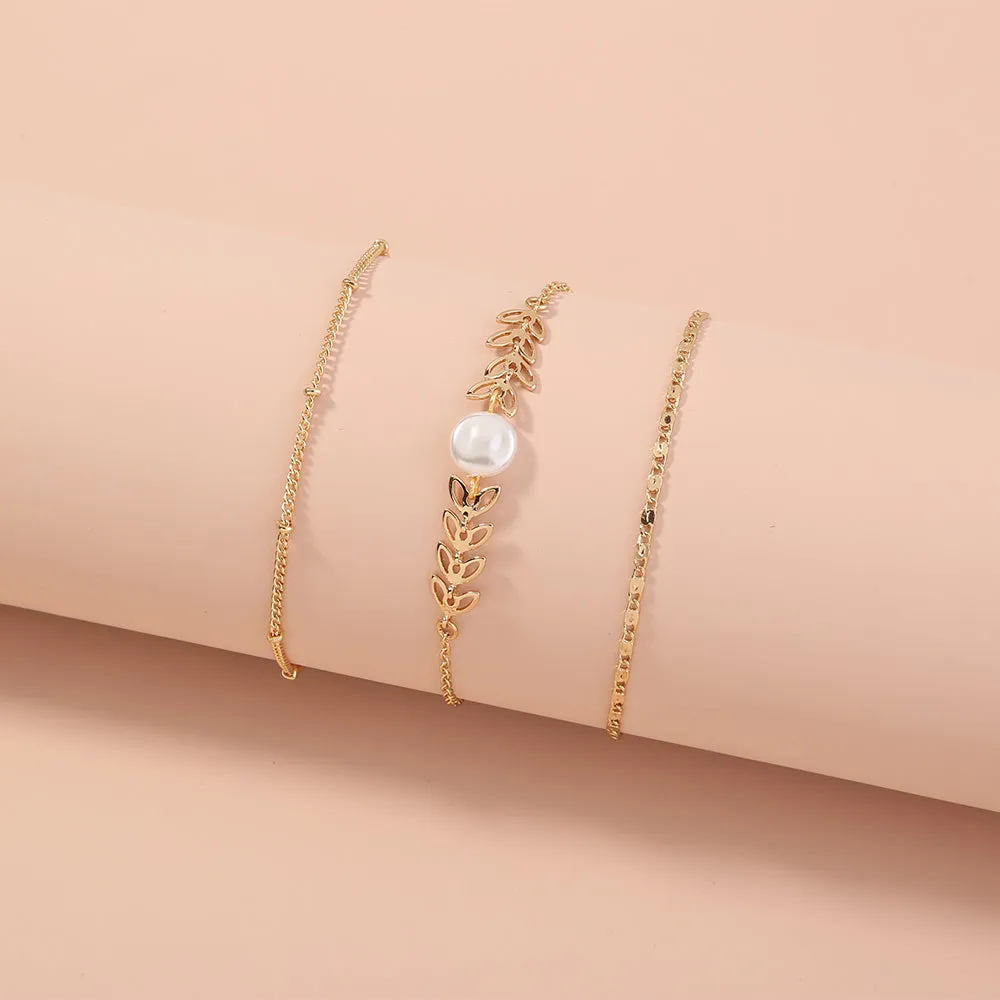 Simple and versatile design fashion multi-layer jewelry wheat ear flat Pearl multi-layer Bracelet three-piece set