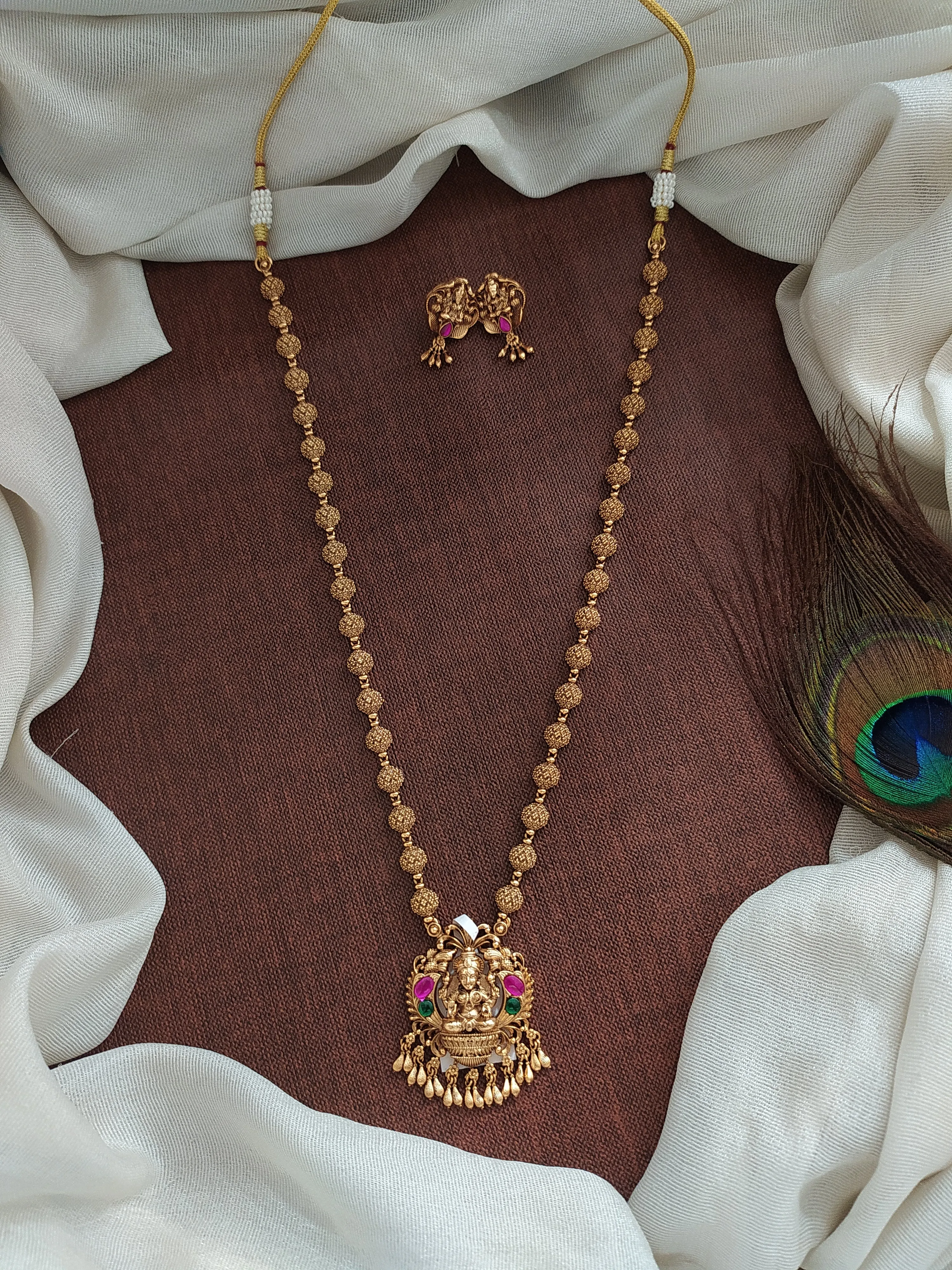 Simple Antique Mala Set with Lakshmi Pendant & Matching Studs