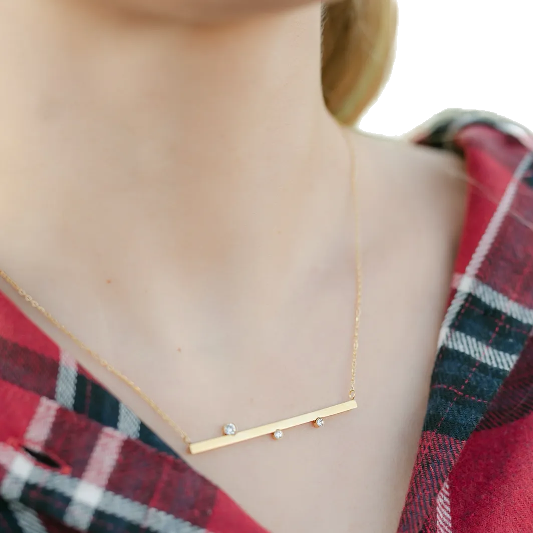 Three Dots Bar Necklace