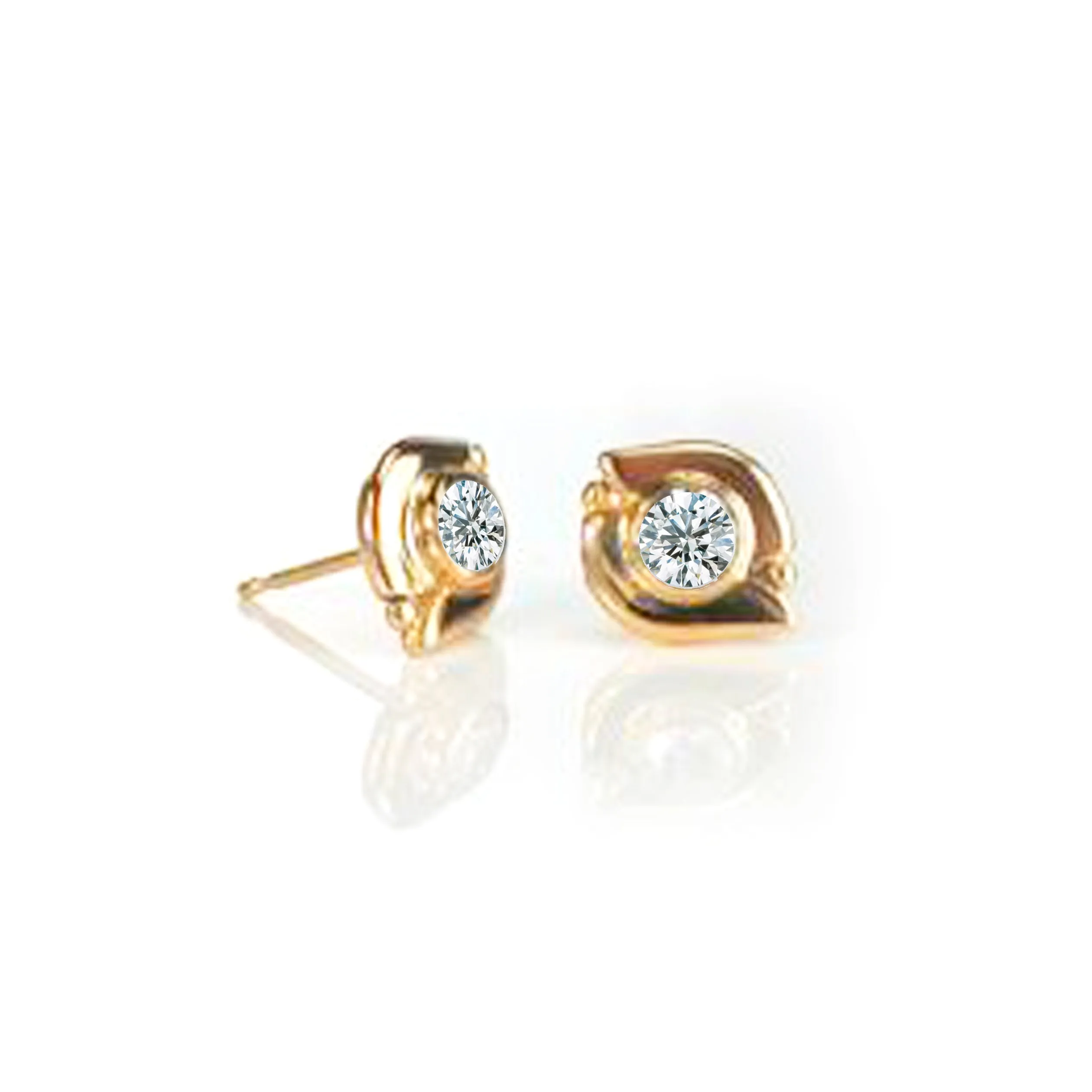 Ying Yang wave diamonds studs